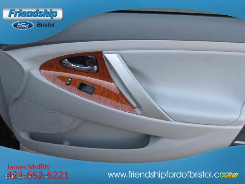 2009 Camry XLE - Magnetic Gray Metallic / Ash photo #20
