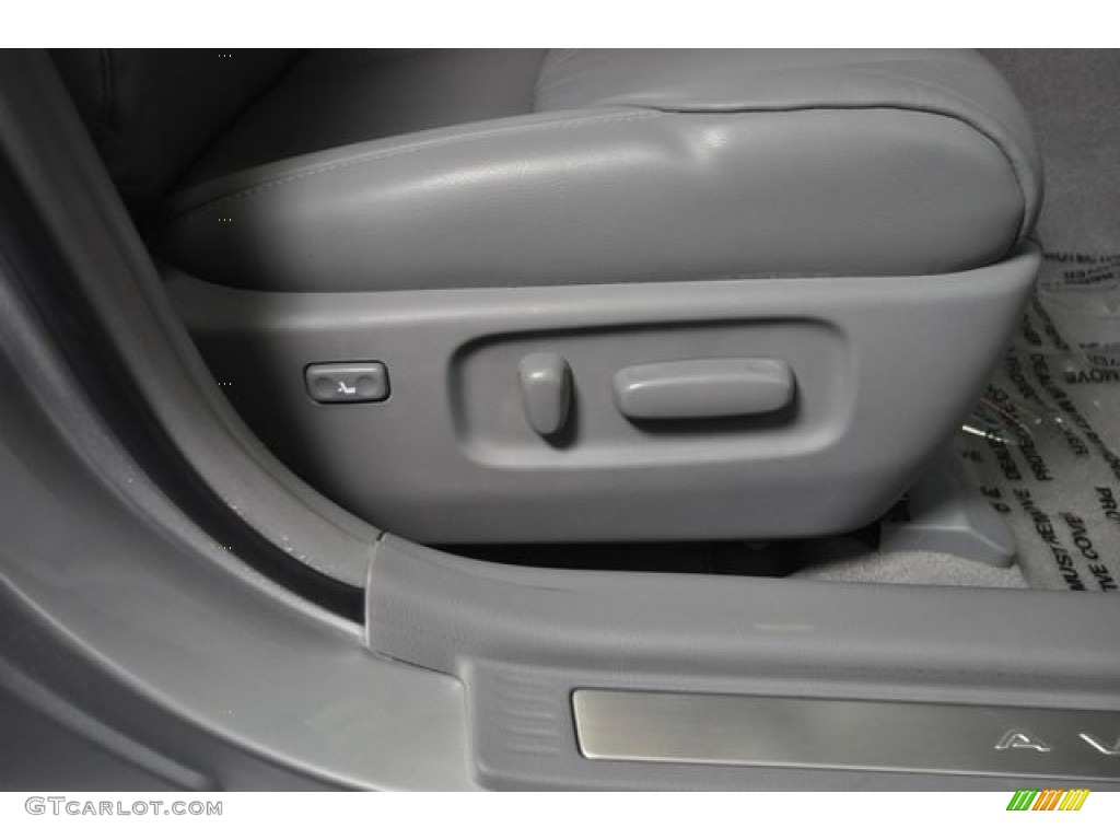 2008 Avalon XLS - Classic Silver Metallic / Ash Gray photo #14