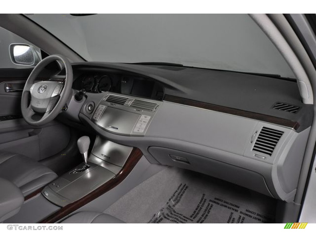 2008 Avalon XLS - Classic Silver Metallic / Ash Gray photo #15