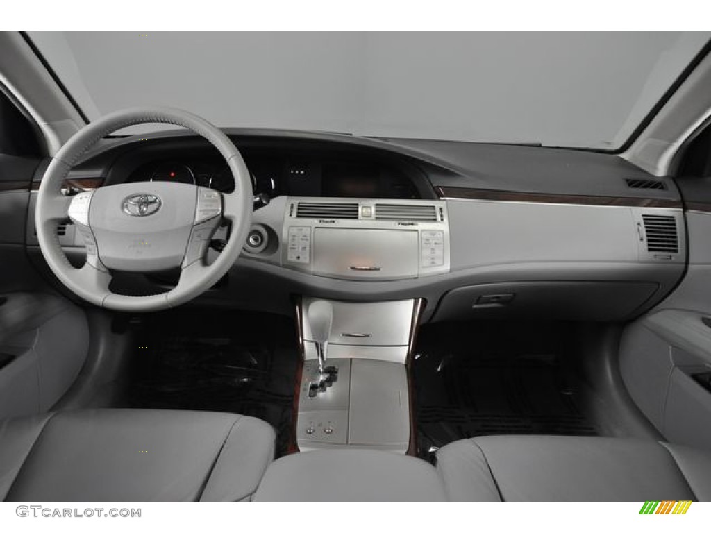 2008 Avalon XLS - Classic Silver Metallic / Ash Gray photo #18