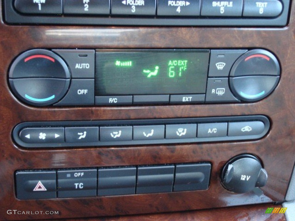 2007 Ford Five Hundred SEL AWD Controls Photo #56412824