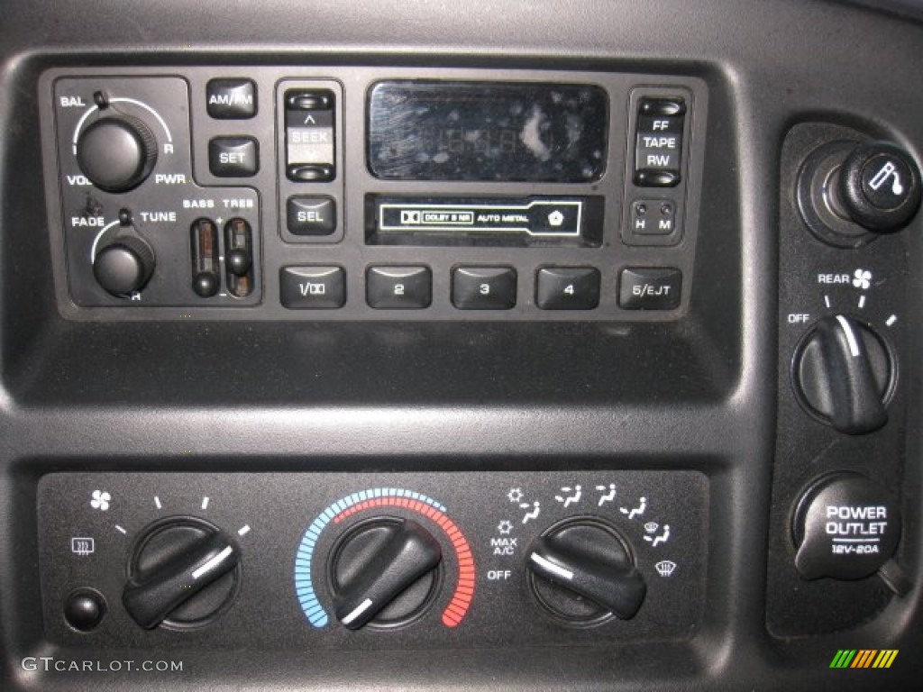 1999 Dodge Ram Van 3500 Passenger Audio System Photos