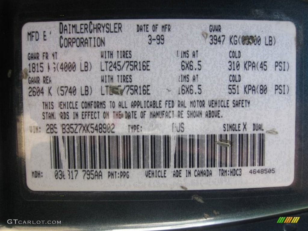 1999 Ram Van 3500 Passenger - Dark Spruce Metallic / Mist Gray photo #13