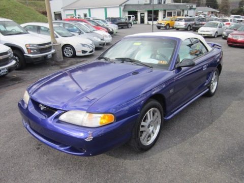 1995 Ford Mustang GT Convertible Data, Info and Specs