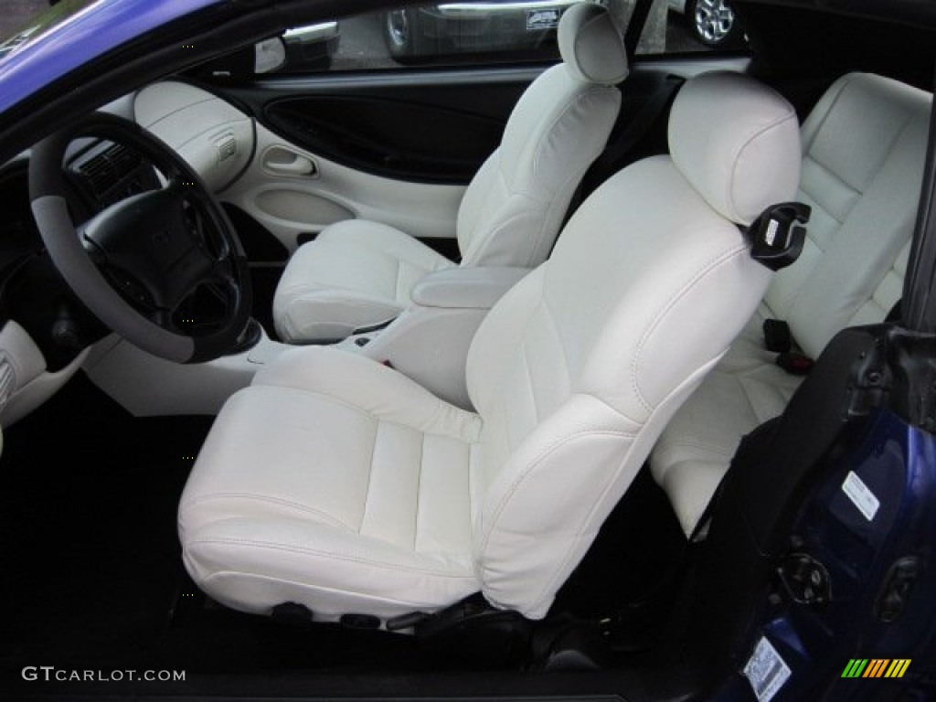 White Interior 1995 Ford Mustang GT Convertible Photo #56420281