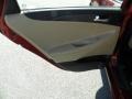 Venetian Red - Sonata GLS Photo No. 7
