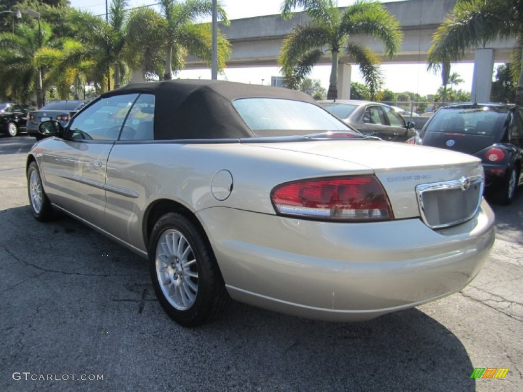2005 Sebring Touring Convertible - Linen Gold Metallic / Light Taupe photo #5