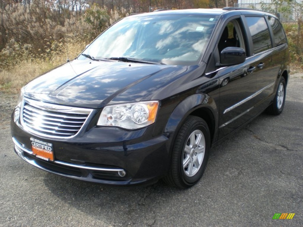 Blackberry Pearl Chrysler Town & Country
