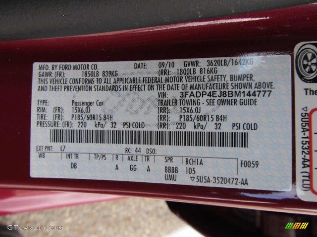 2011 Fiesta Color Code L7 for Bright Magenta Metallic Photo #56425558