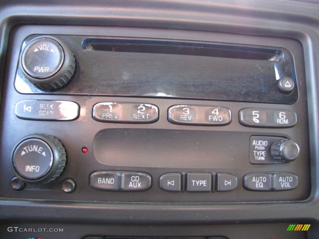 2006 Chevrolet Silverado 1500 LT Crew Cab 4x4 Audio System Photo #56425717