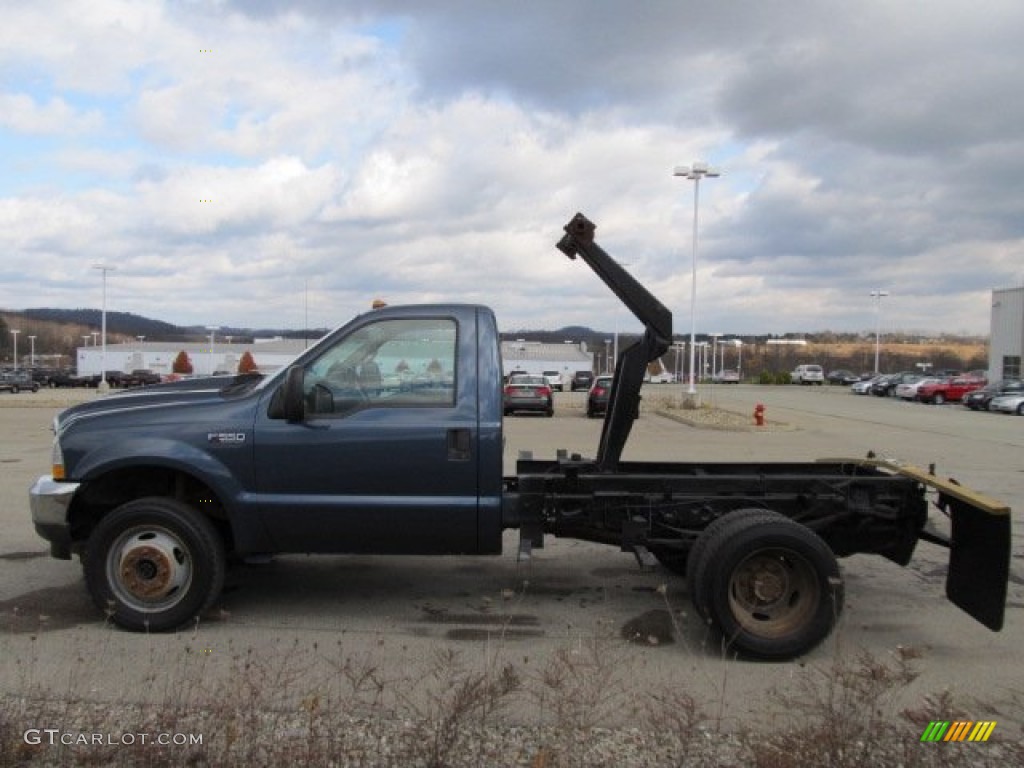 2002 Ford F550 Super Duty XL Regular Cab 4x4 Chassis Exterior Photos