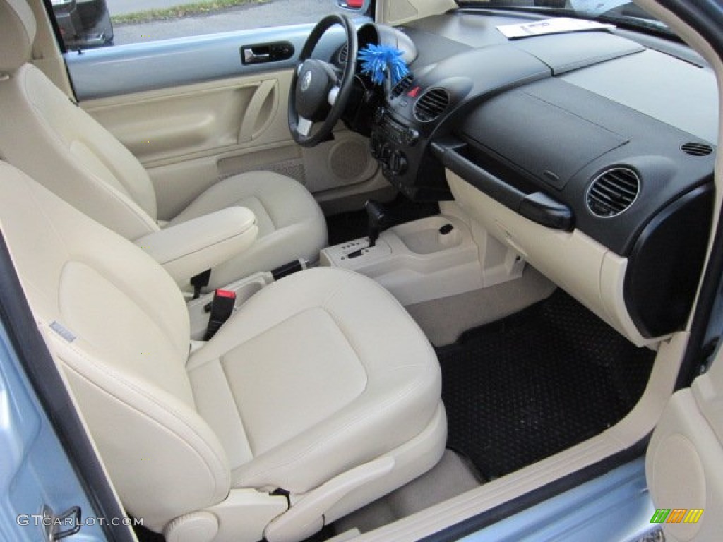 Cream Interior 2010 Volkswagen New Beetle 2.5 Coupe Photo #56431294