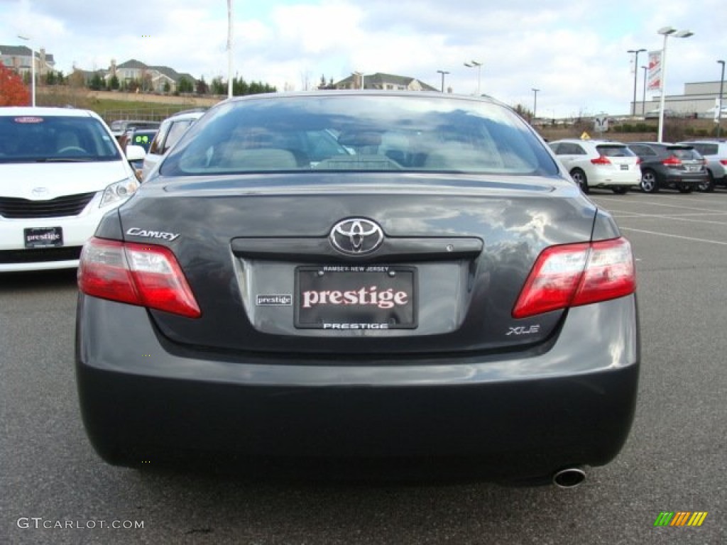 2008 Camry XLE - Magnetic Gray Metallic / Bisque photo #5