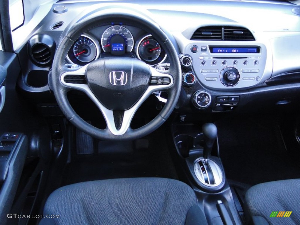 2010 Fit Sport - Taffeta White / Sport Black photo #19