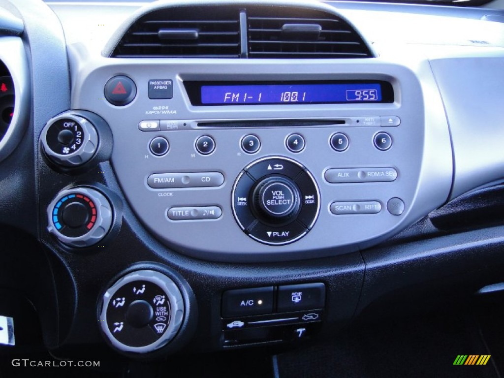 2010 Fit Sport - Taffeta White / Sport Black photo #20