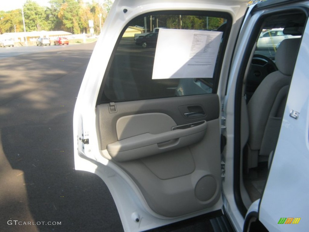 2007 Tahoe LS - Summit White / Light Cashmere/Ebony photo #18