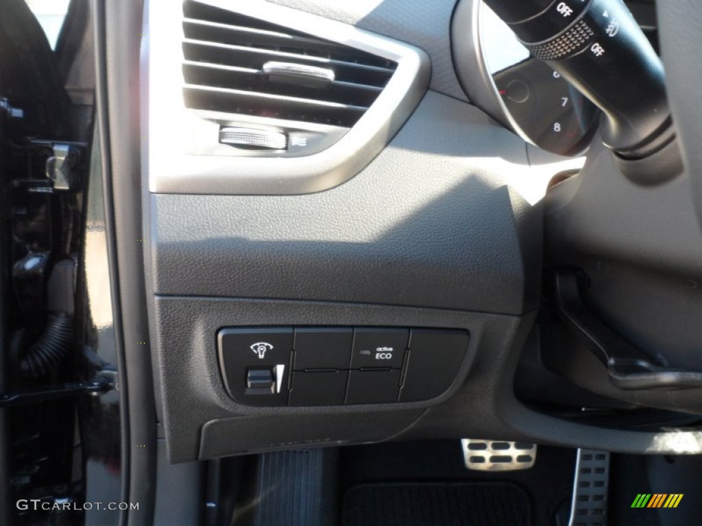 2012 Veloster  - Ultra Black / Gray photo #31