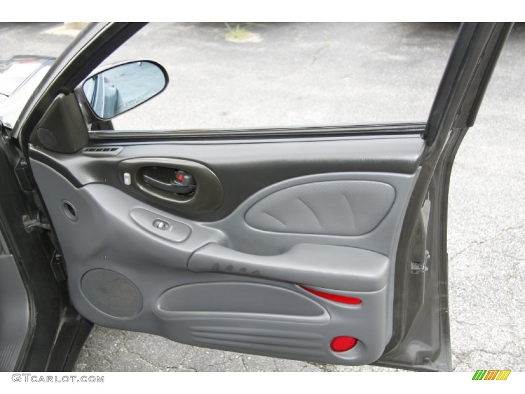 2002 Pontiac Bonneville SLE Dark Pewter Door Panel Photo #56436928