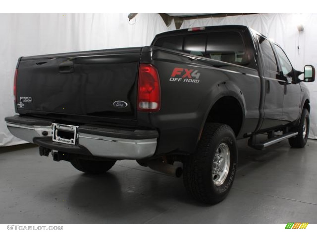 2004 F350 Super Duty FX4 Crew Cab 4x4 - Black / Medium Flint photo #4