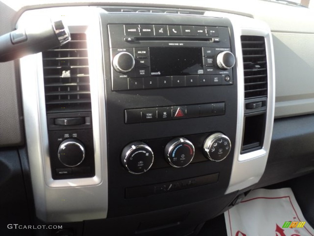 2010 Ram 1500 SLT Quad Cab 4x4 - Deep Water Blue Pearl / Dark Slate/Medium Graystone photo #9