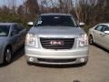 Quicksilver Metallic - Yukon XL SLE 4x4 Photo No. 2
