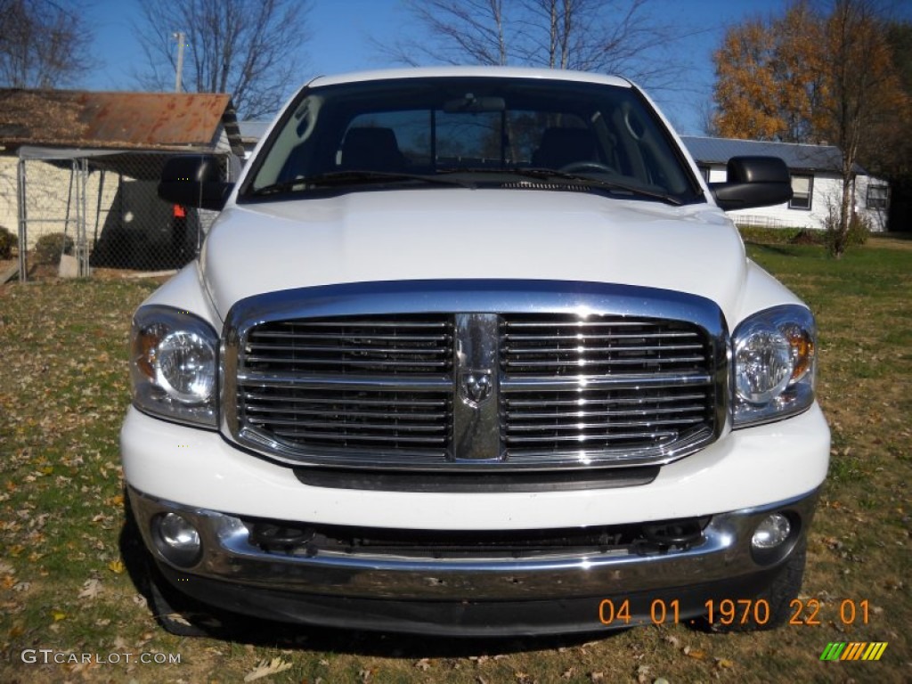 2008 Ram 2500 SLT Quad Cab 4x4 - Bright White / Medium Slate Gray photo #3