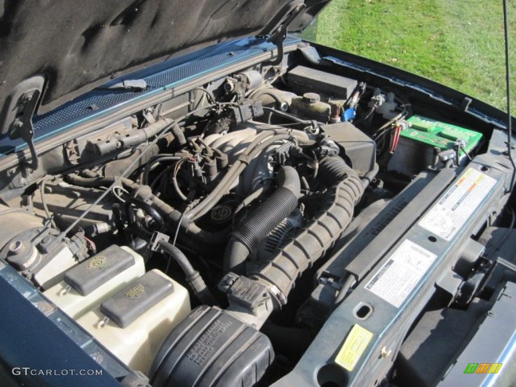 1998 Ford Ranger XLT Extended Cab 4x4 Engine Photos