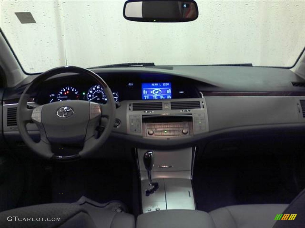 2008 Avalon Limited - Classic Silver Metallic / Graphite Gray photo #5