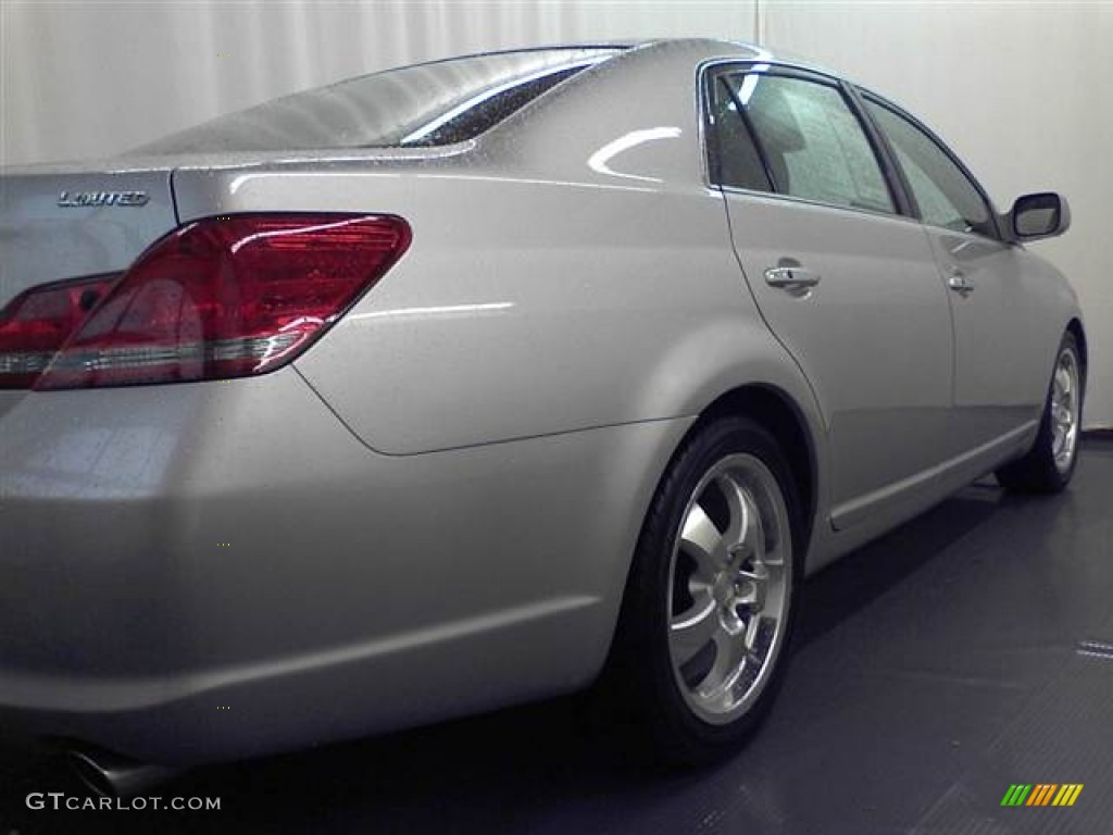 2008 Avalon Limited - Classic Silver Metallic / Graphite Gray photo #16