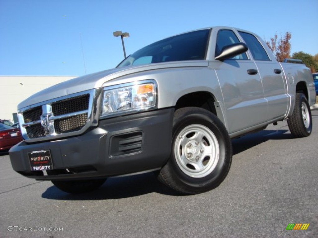 2009 Dakota ST Crew Cab - Bright Silver Metallic / Dark Slate Gray/Medium Slate Gray photo #1