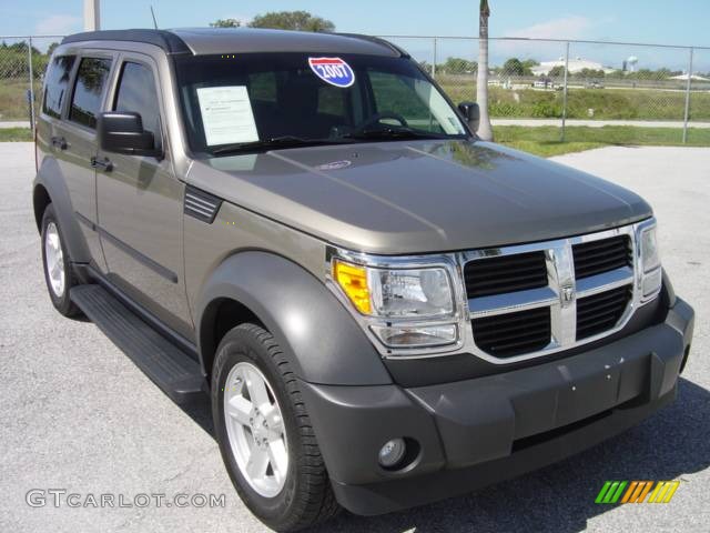 Light Khaki Metallic Dodge Nitro