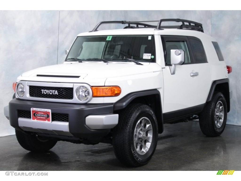2011 FJ Cruiser 4WD - Iceberg White / Dark Charcoal photo #1