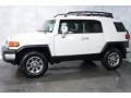 Iceberg White - FJ Cruiser 4WD Photo No. 3