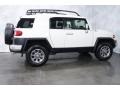 Iceberg White - FJ Cruiser 4WD Photo No. 10