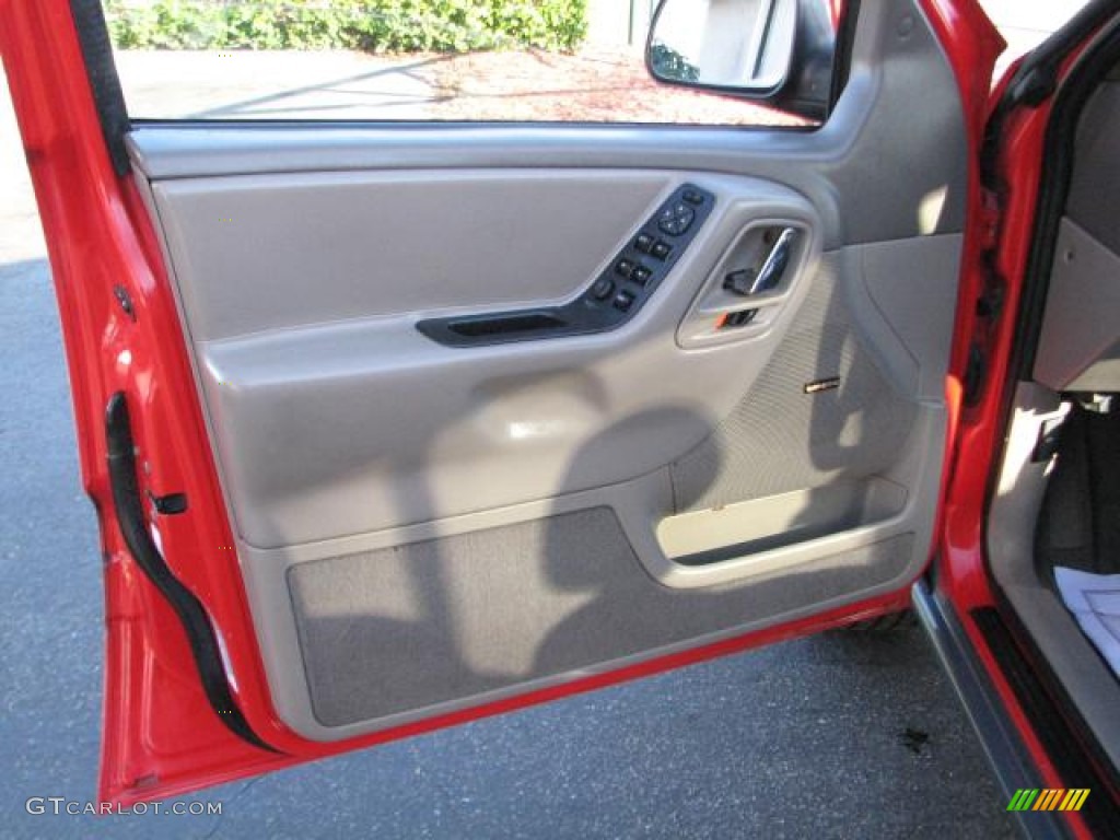 2000 Grand Cherokee Laredo - Flame Red / Taupe photo #18