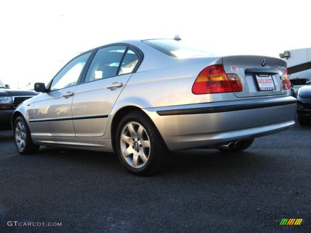 2004 3 Series 325xi Sedan - Titanium Silver Metallic / Black photo #3