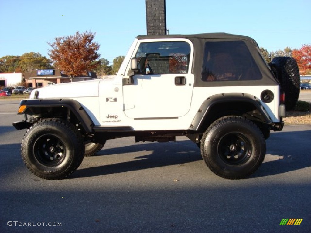 Stone White 2004 Jeep Wrangler X 4x4 Exterior Photo #56457368