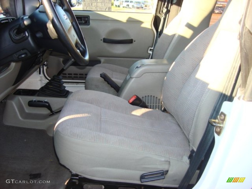 2004 Wrangler X 4x4 - Stone White / Dark Slate Gray photo #9