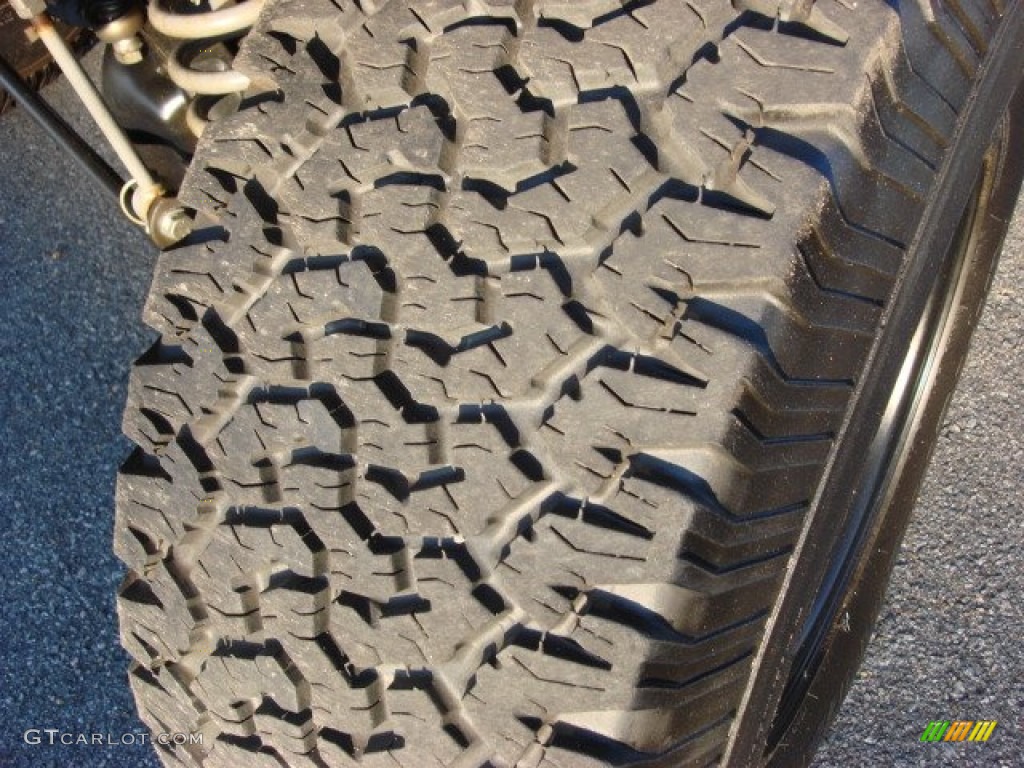 2004 Wrangler X 4x4 - Stone White / Dark Slate Gray photo #18
