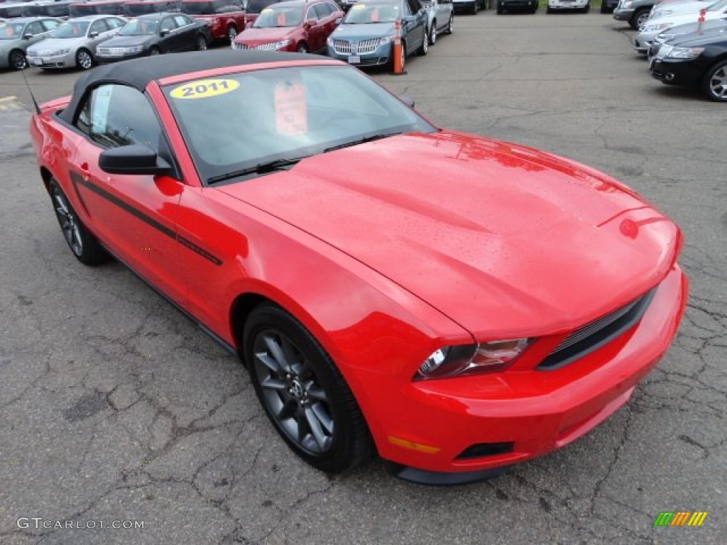 2011 Mustang V6 Premium Convertible - Race Red / Charcoal Black photo #6