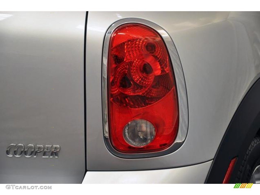 2011 Cooper Countryman - Crystal Silver / Carbon Black photo #3