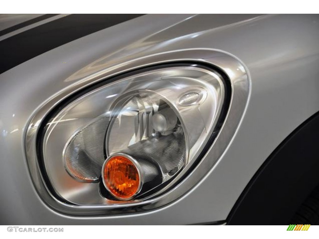 2011 Cooper Countryman - Crystal Silver / Carbon Black photo #10