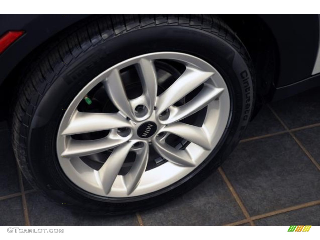 2011 Cooper Countryman - Crystal Silver / Carbon Black photo #15