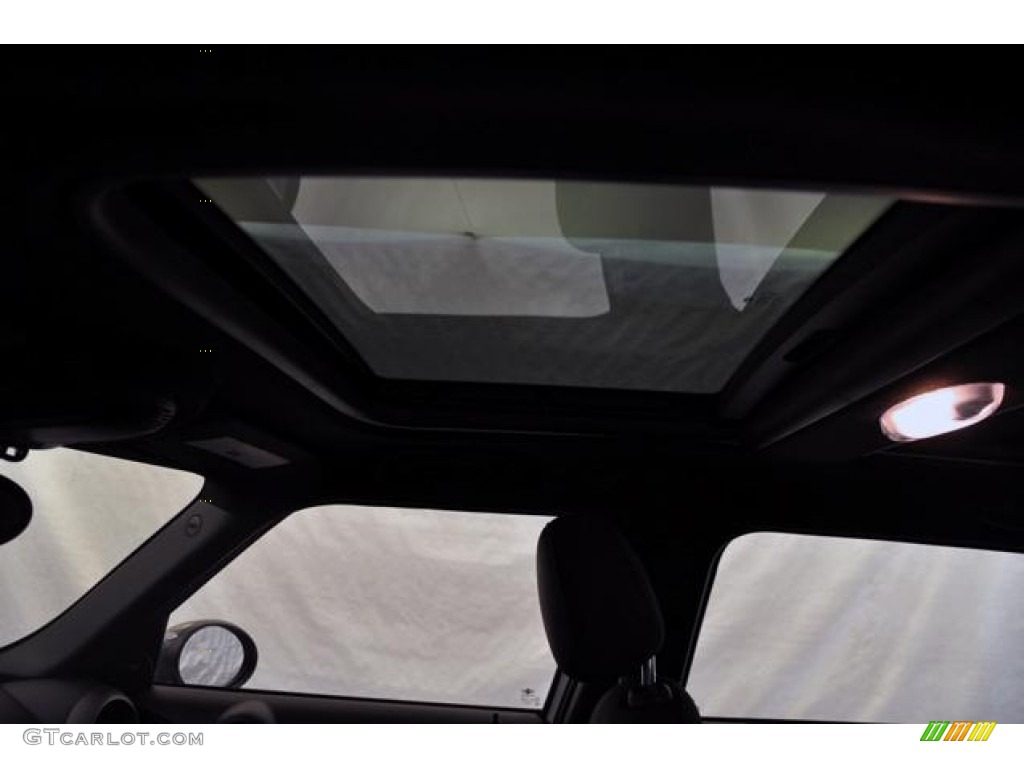 2011 Cooper Countryman - Crystal Silver / Carbon Black photo #18