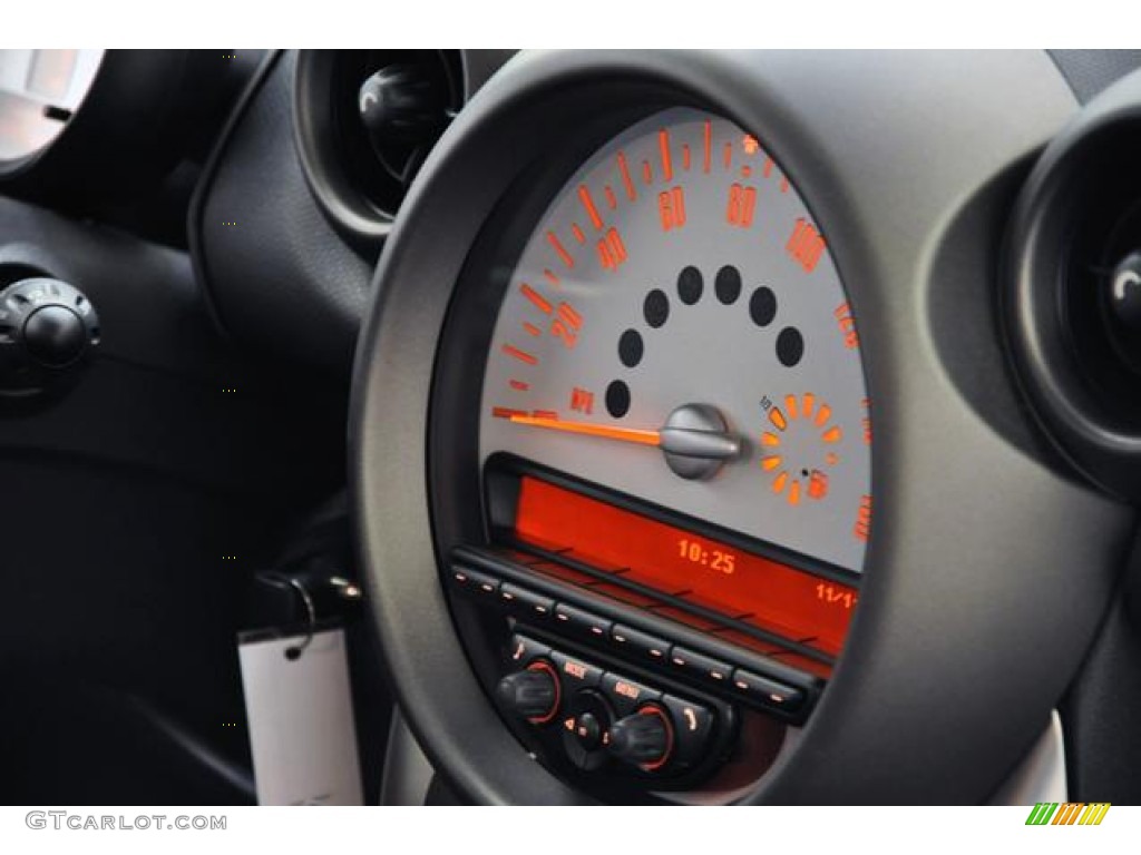 2011 Cooper Countryman - Crystal Silver / Carbon Black photo #28