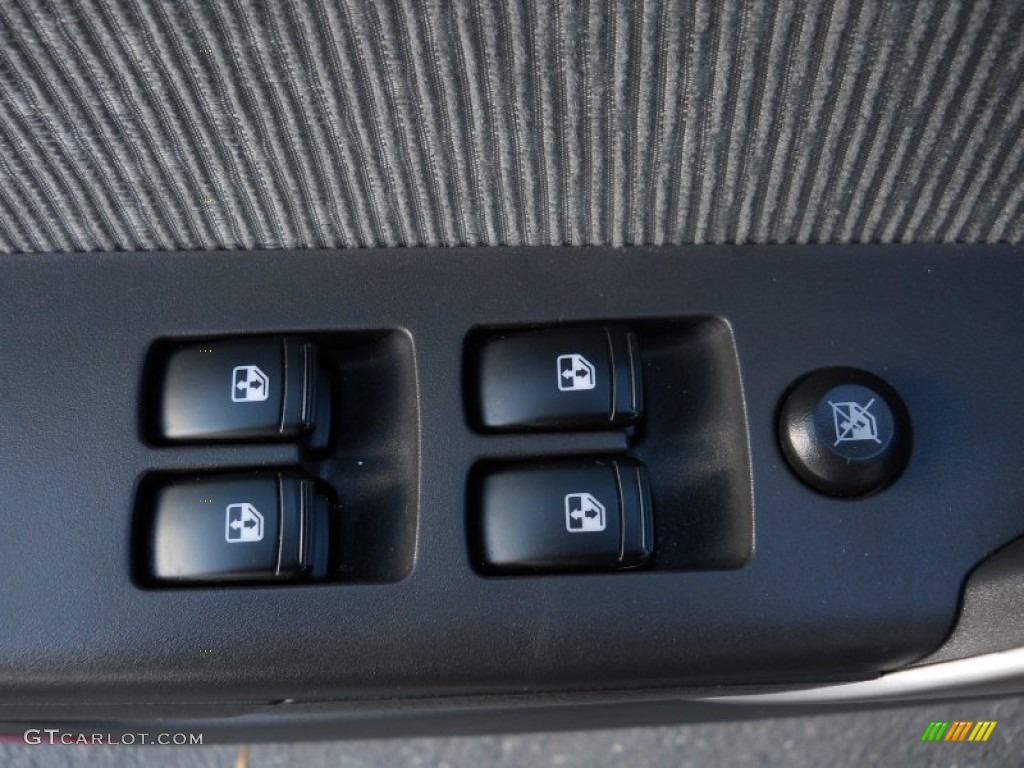 2011 Chevrolet Aveo Aveo5 LT Controls Photo #56459852