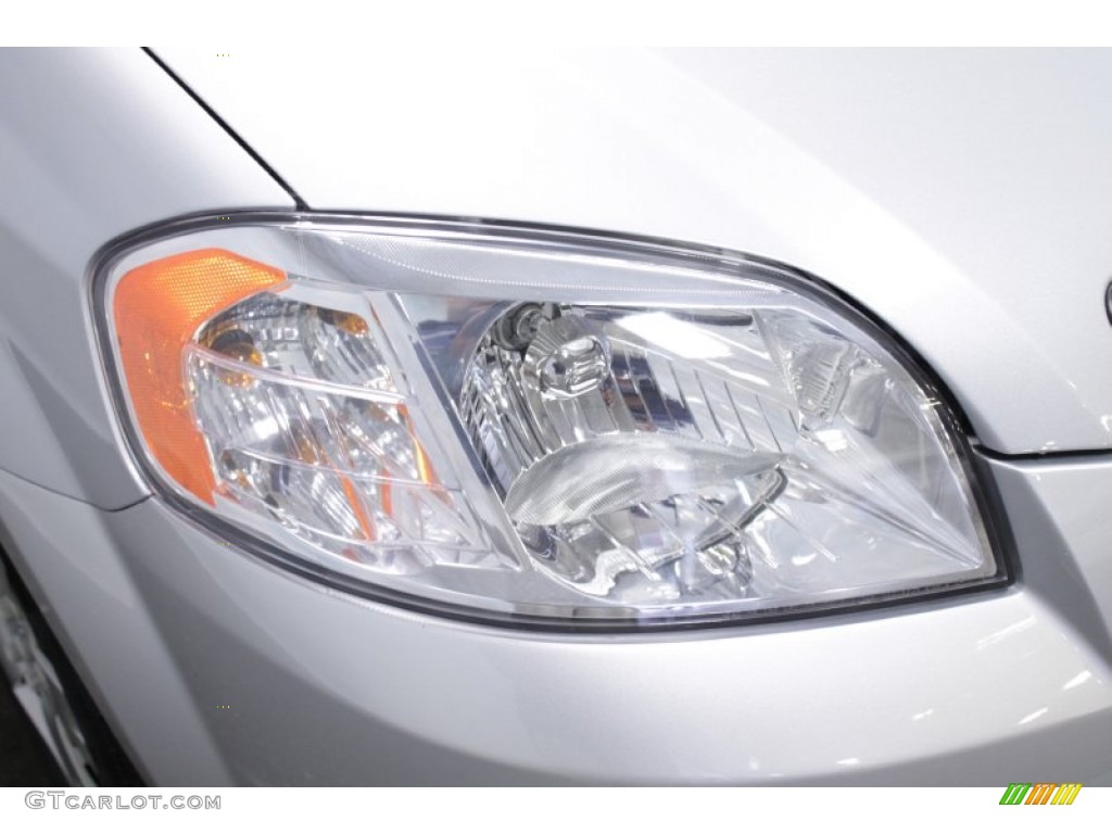 2010 Aveo LT Sedan - Cosmic Silver / Charcoal photo #5