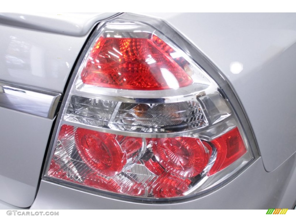 2010 Aveo LT Sedan - Cosmic Silver / Charcoal photo #11