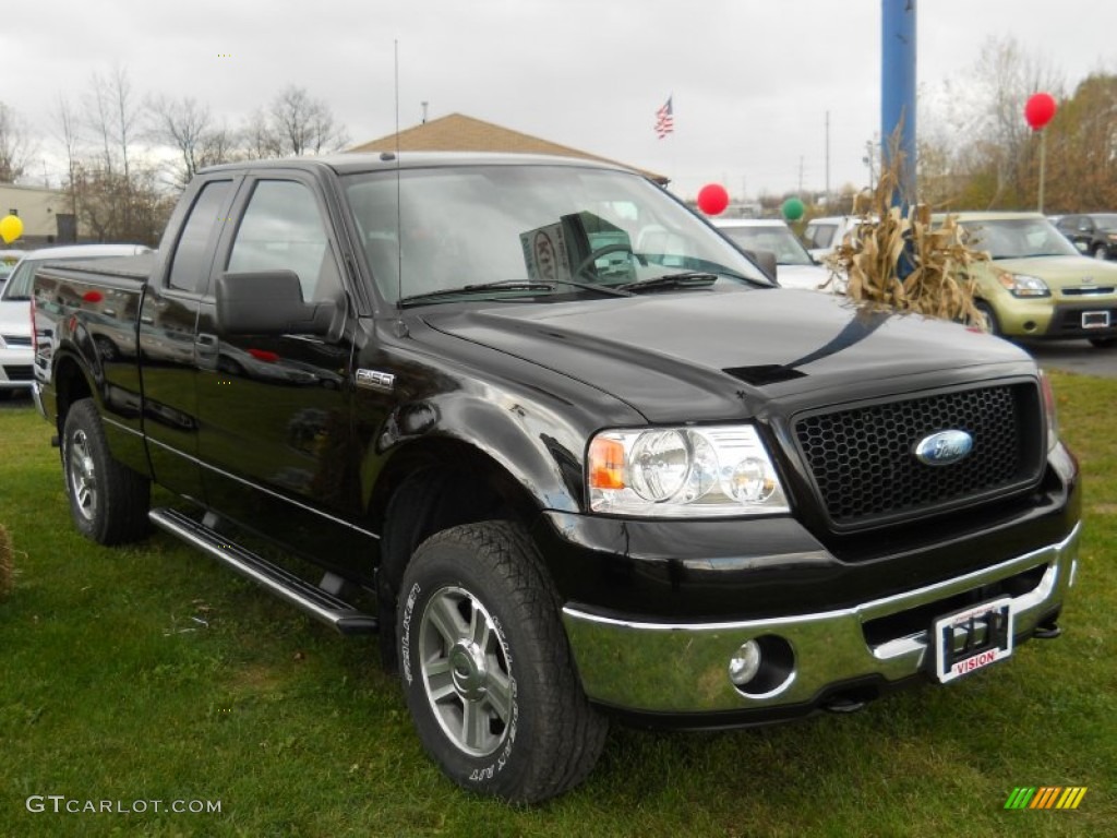 2006 F150 XLT SuperCab 4x4 - Black / Medium Flint photo #14