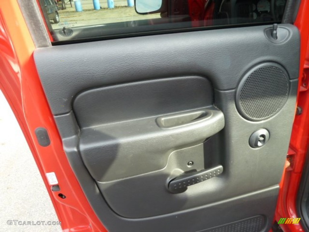 2004 Ram 1500 SLT Sport Quad Cab 4x4 - Flame Red / Dark Slate Gray photo #13